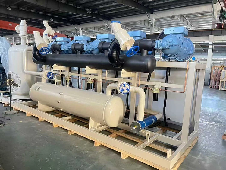 Unidade compressora de refrigeração alternativa semi-hermética de dois estágios